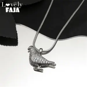 Silver Pendant Necklaces