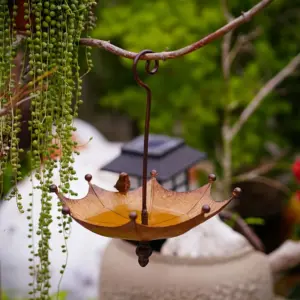 Outdoor Umbrella-Shaped Hanging Bird Feeder